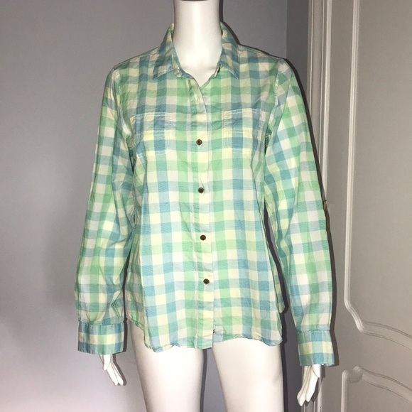 The North Face Button Down Shirt - Picture 1 of 5